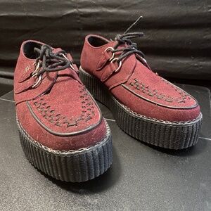 Size 11 Burgundy Faux Suede Interlace Mondo Creeper